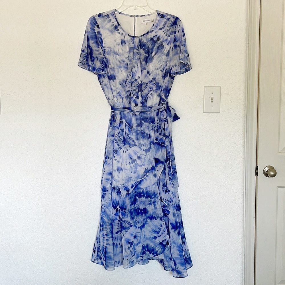 Calvin Klein Tie Dye Flutter Sleeve Faux Wrap Dress Size M.